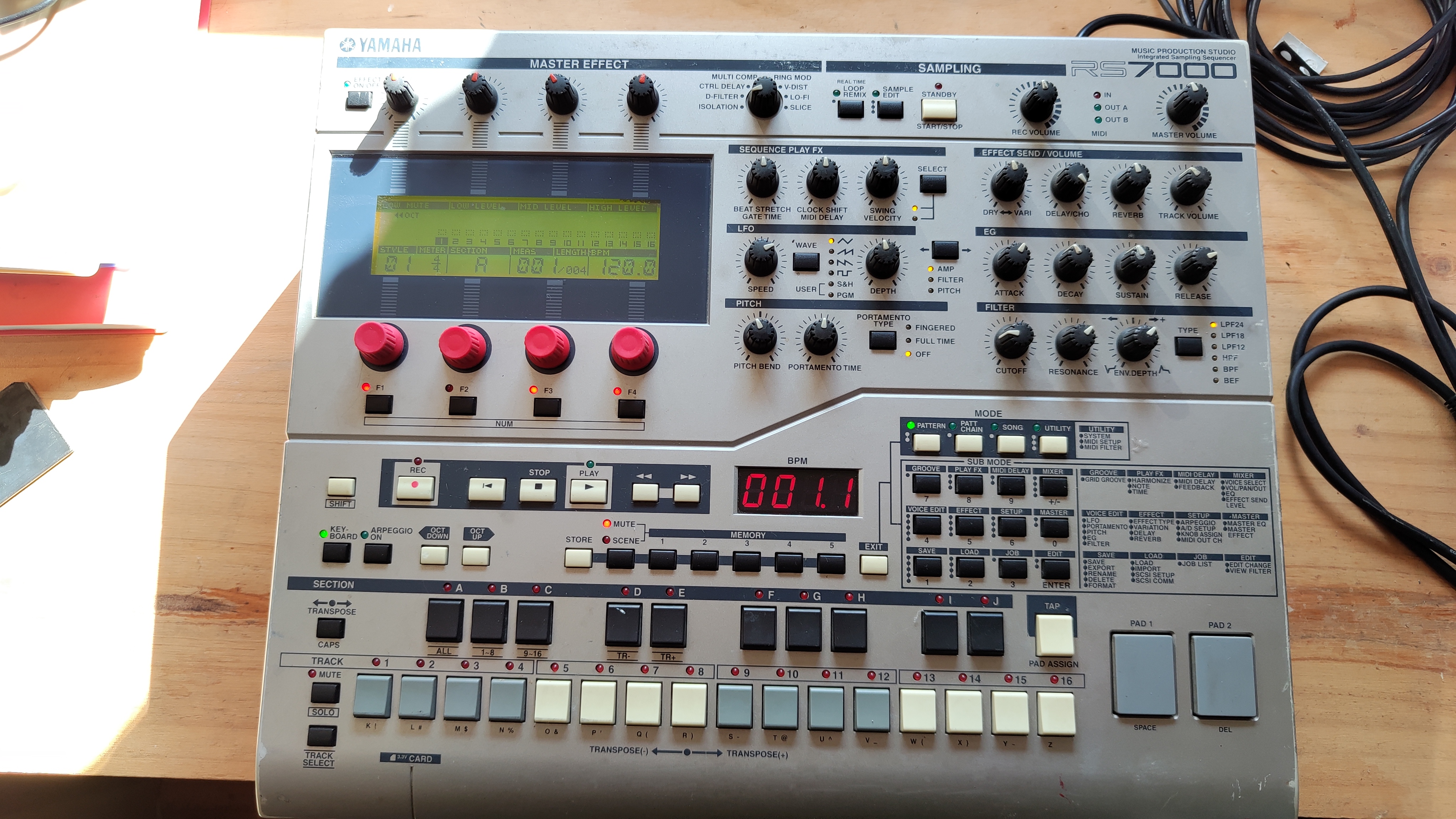 RS7000 - Yamaha RS7000 - Audiofanzine