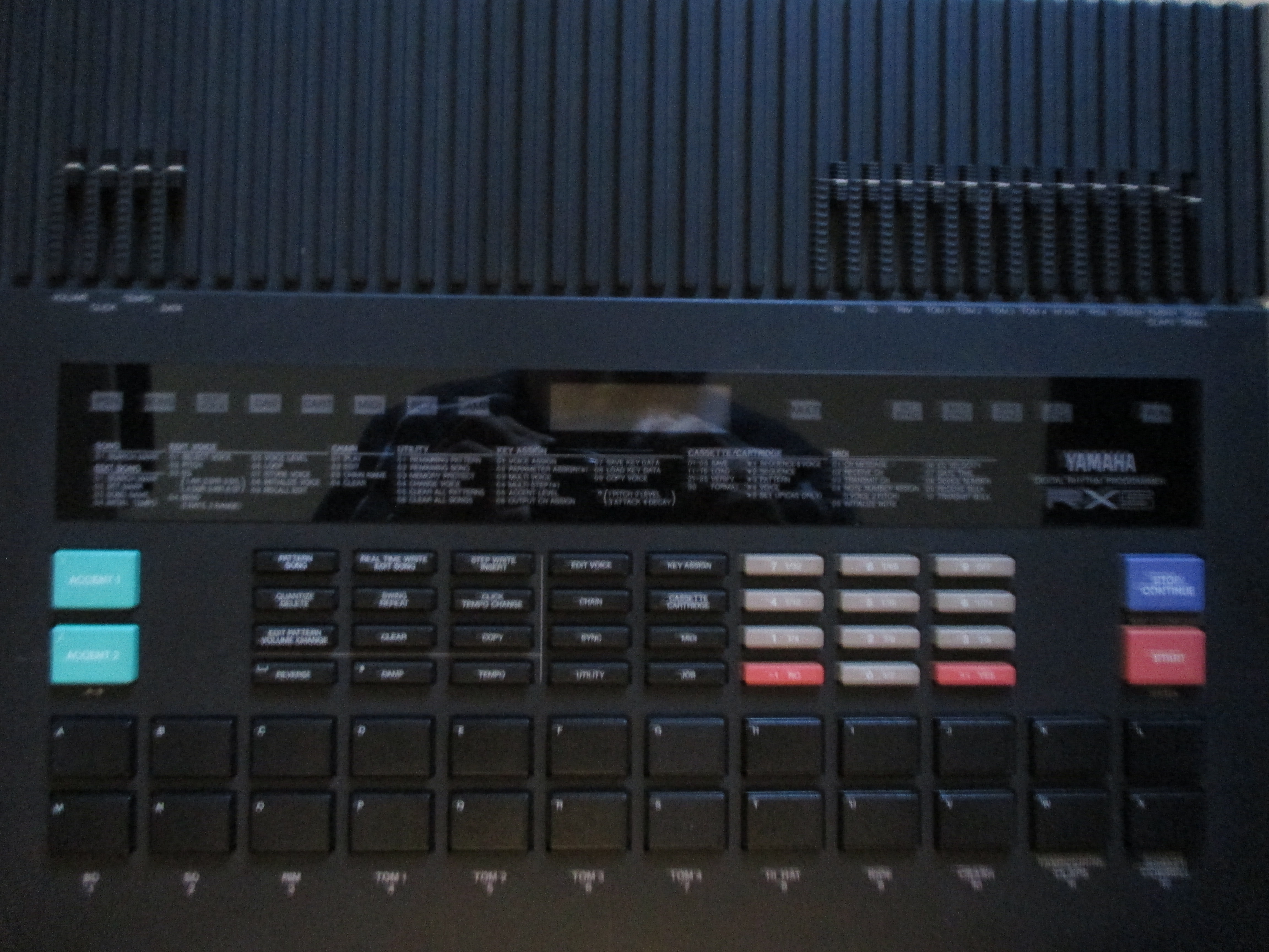 Photo Yamaha RX5 Yamaha RX5 (30103) (824909) Audiofanzine