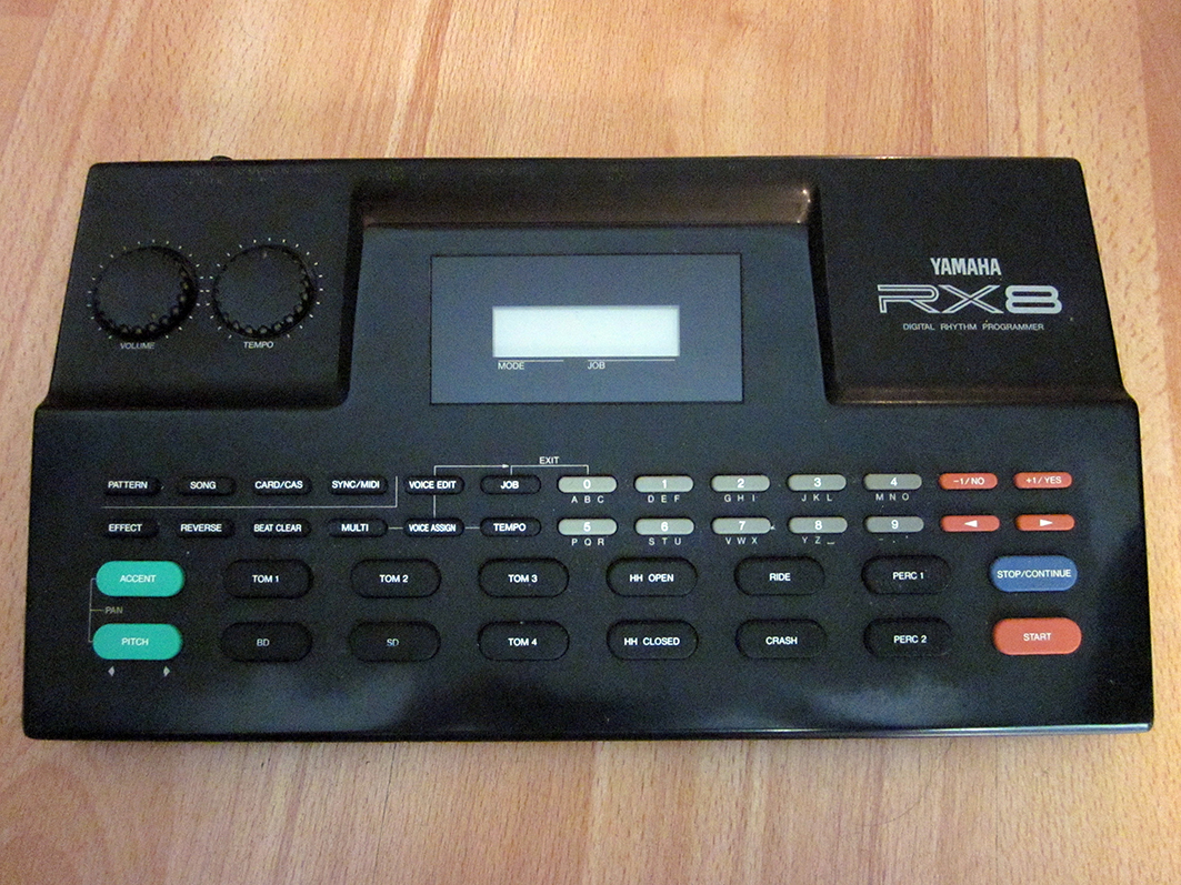 Photo Yamaha RX8 Yamaha RX8 (19868) (797852) Audiofanzine