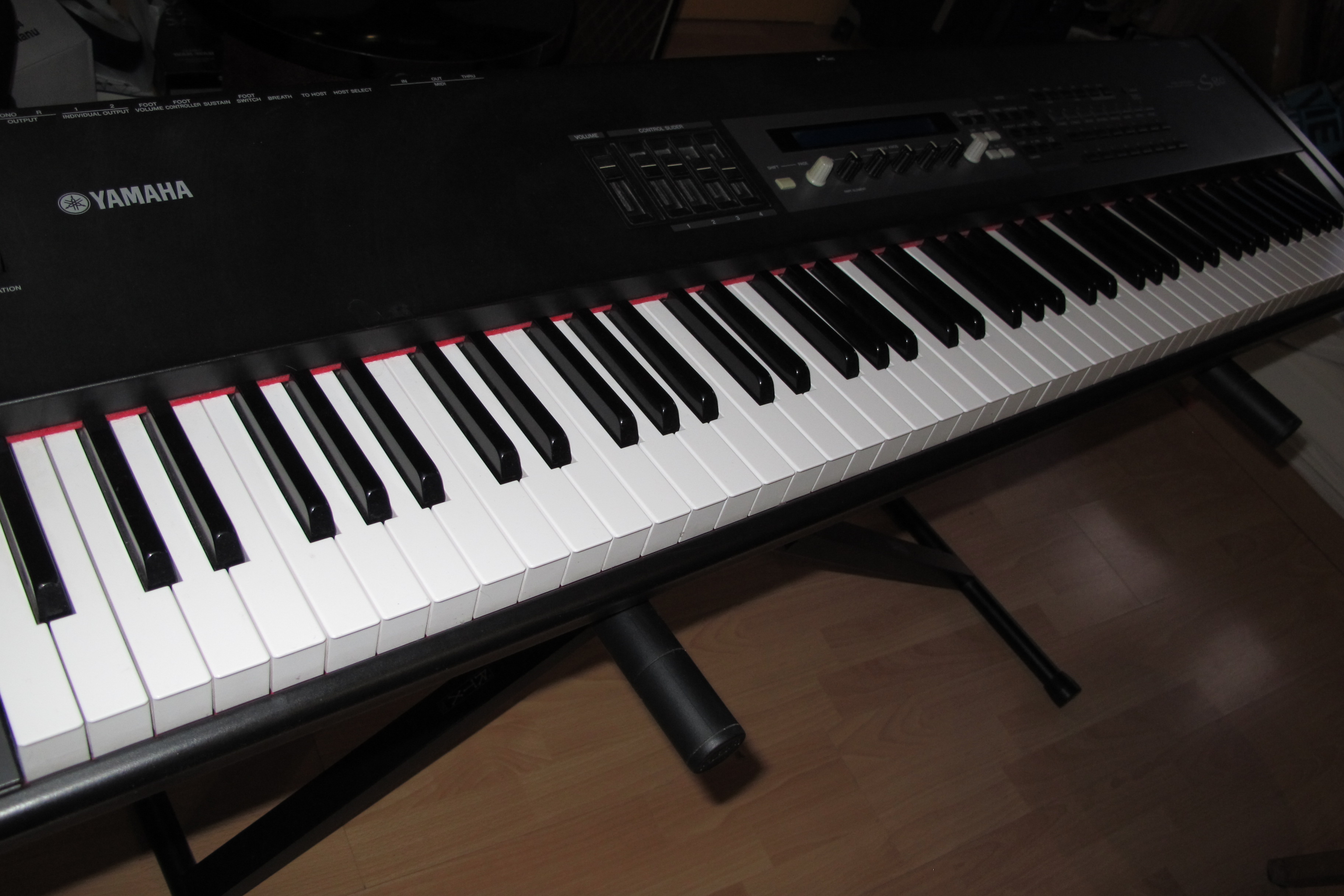 Photo Yamaha S80 Yamaha S80 (65707) (1008184) Audiofanzine