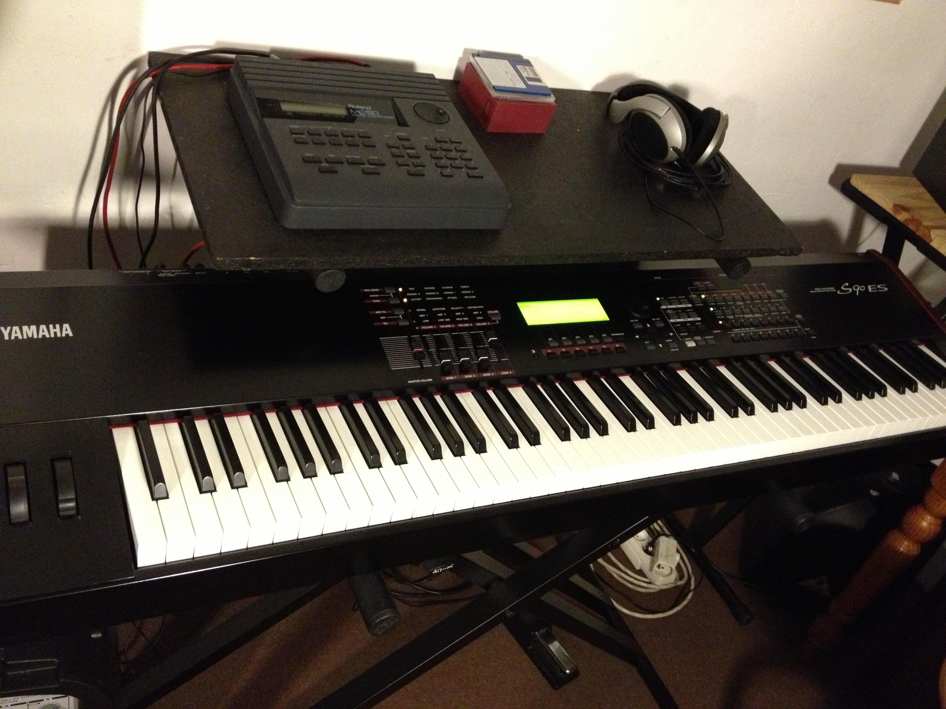 Photo Yamaha S90 ES Yamaha S90 ES (33769) (679777) Audiofanzine
