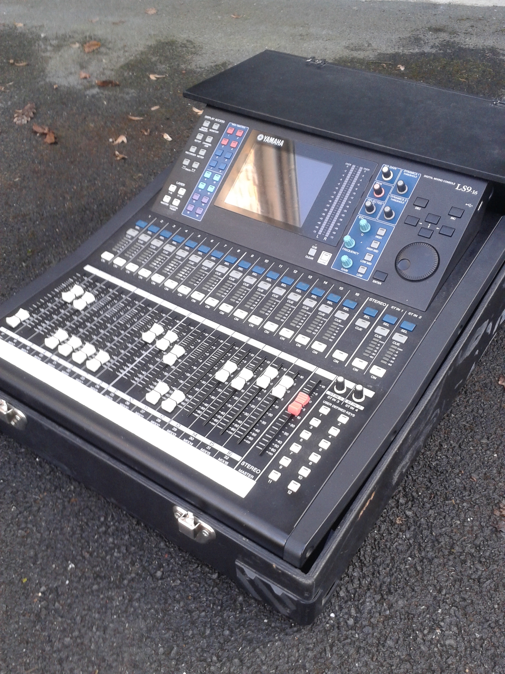 SB168ES STAGE BOX Yamaha SB168ES Stage Box Audiofanzine