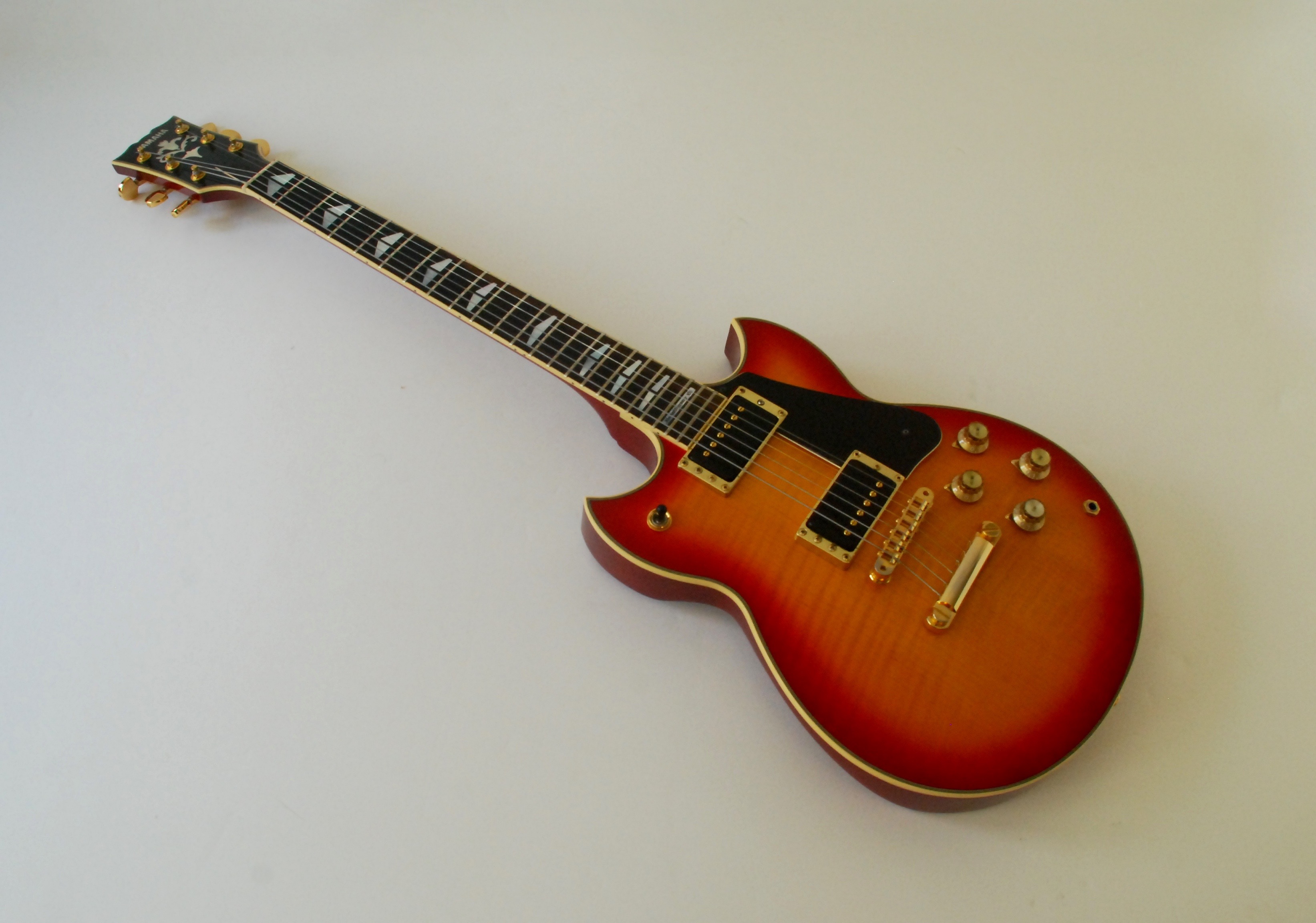 Photo Yamaha SG3000 Yamaha SG3000 (10226) (1433565) Audiofanzine