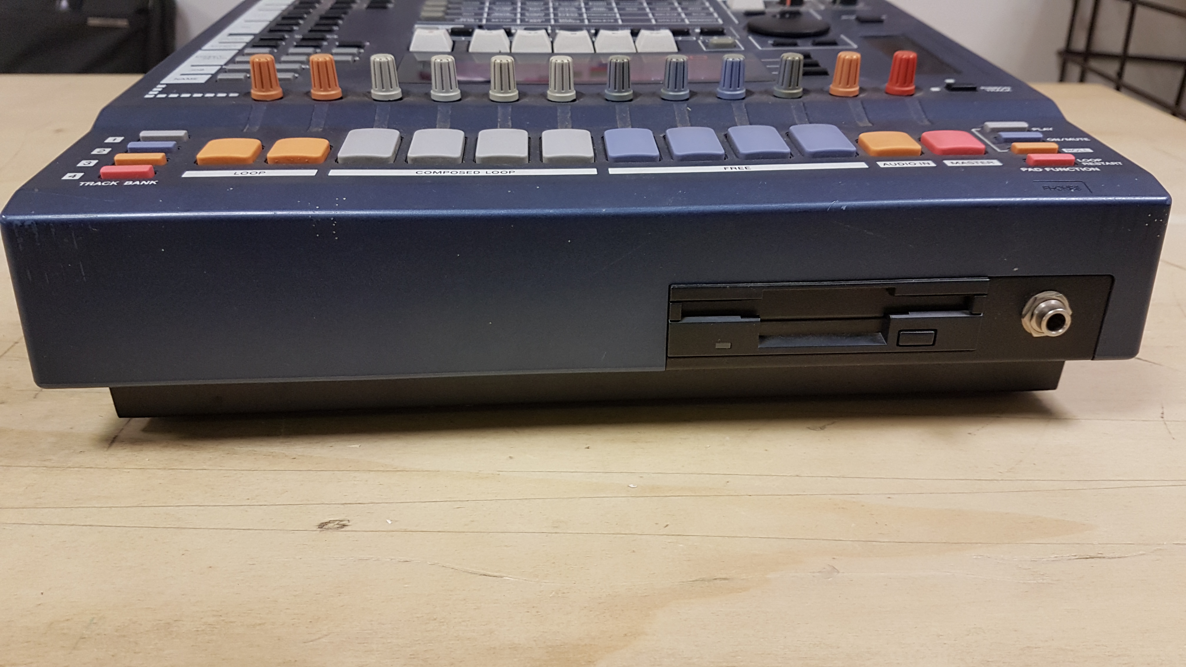 SU700 - Yamaha SU700 - Audiofanzine