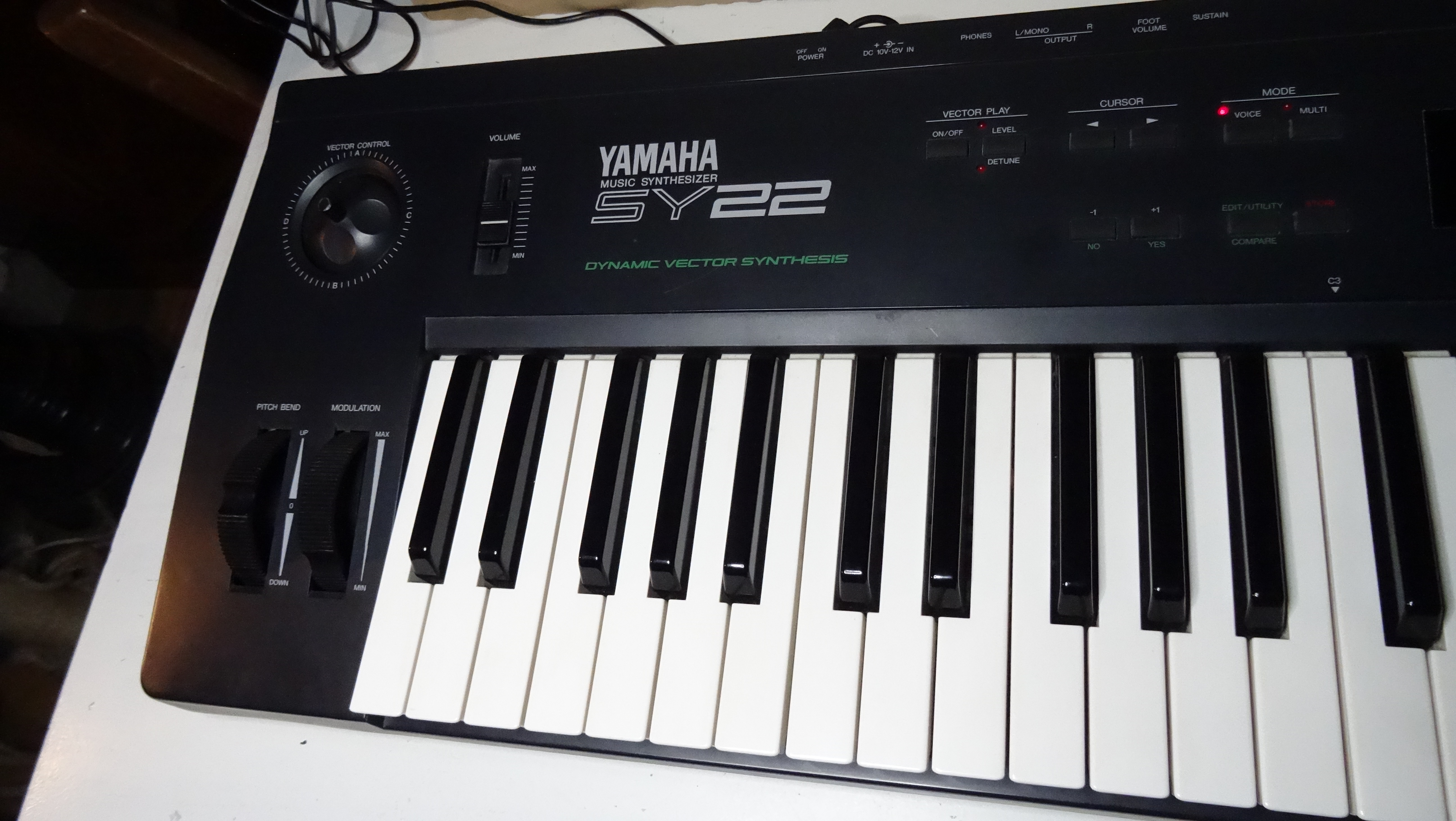 SY22 - Yamaha SY22 - Audiofanzine