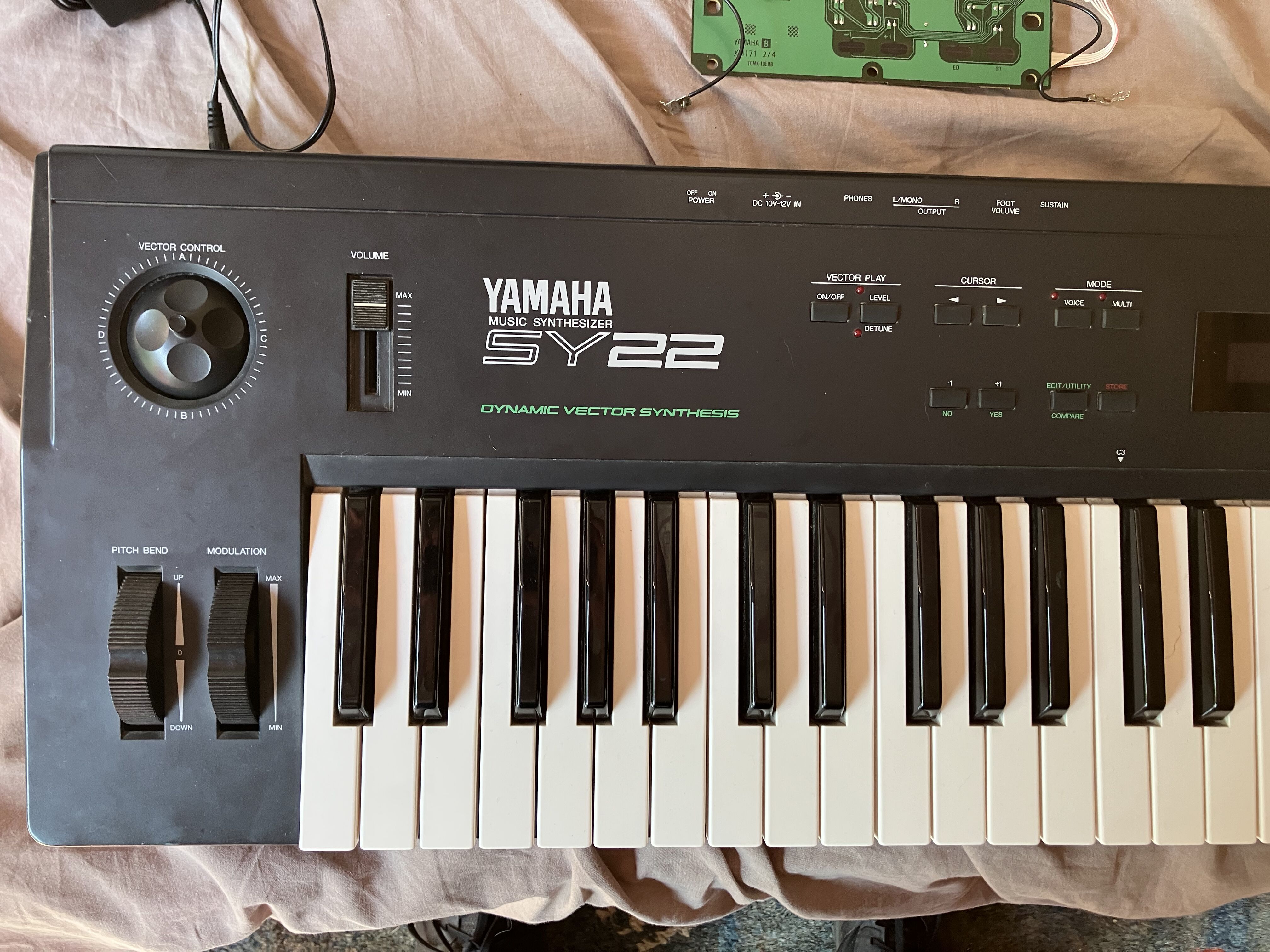 SY22 - Yamaha SY22 - Audiofanzine