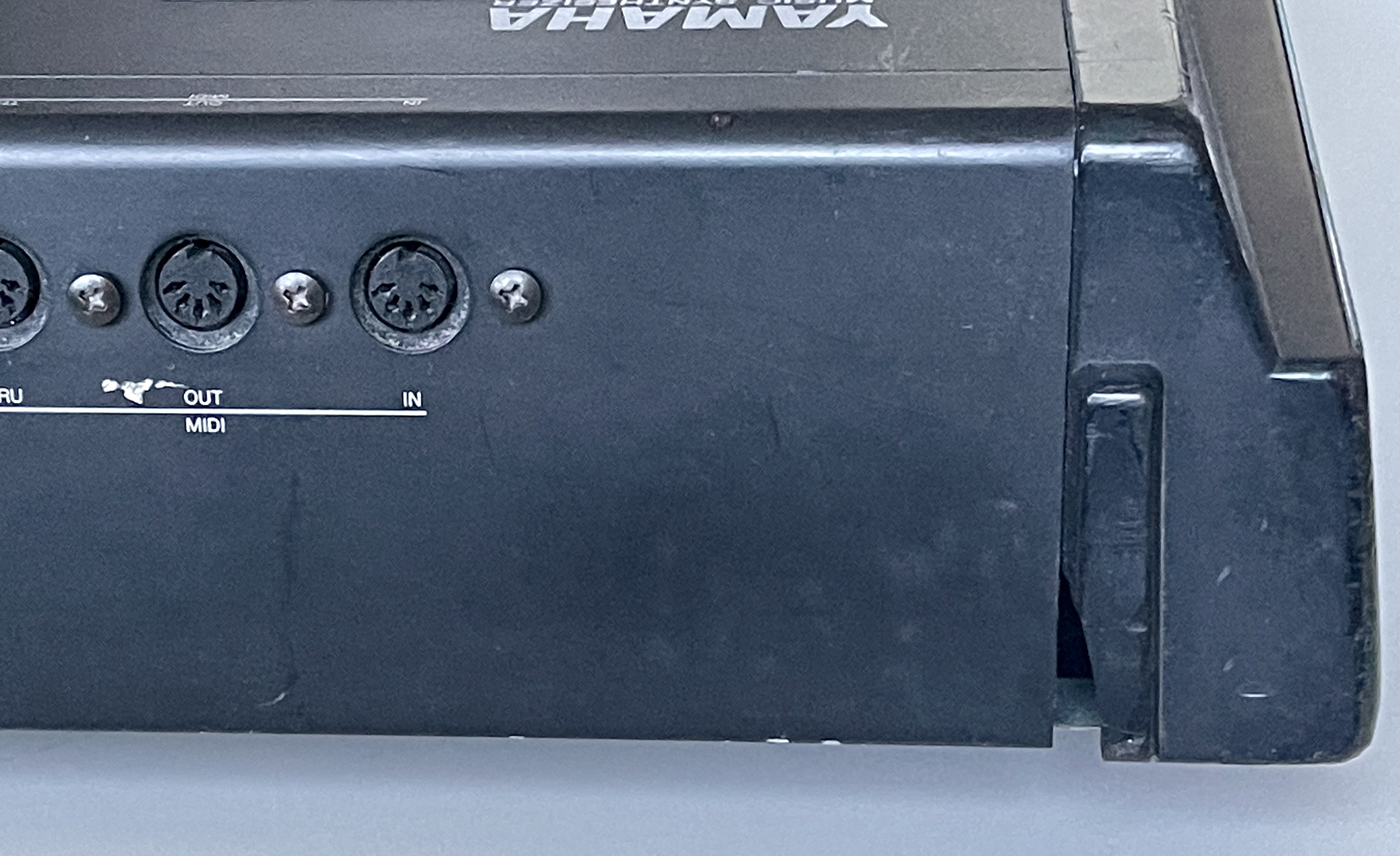 SY99 Yamaha SY99 Audiofanzine