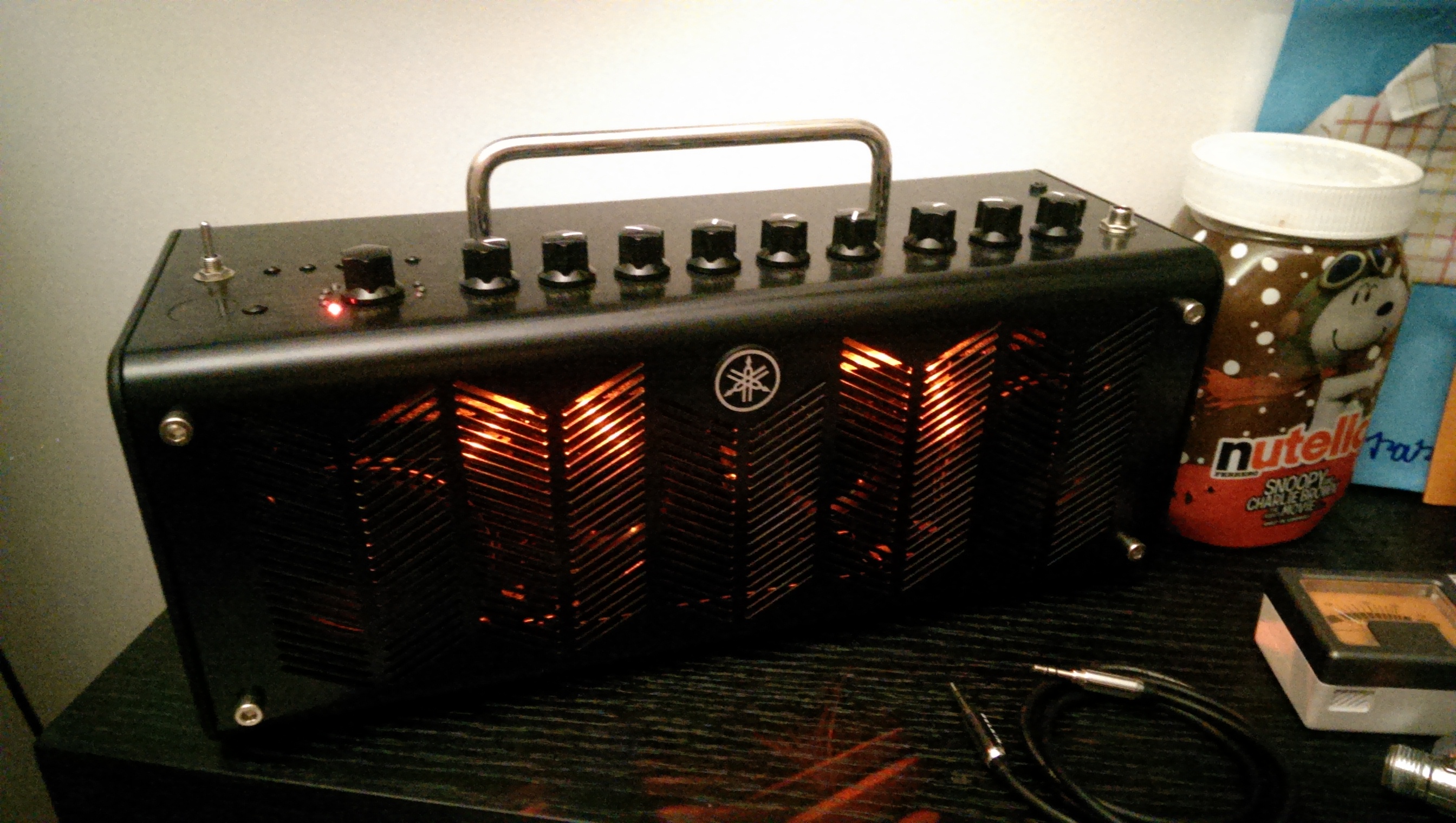 Photo Yamaha THR10C Yamaha THR10C (33918) (1485006) Audiofanzine