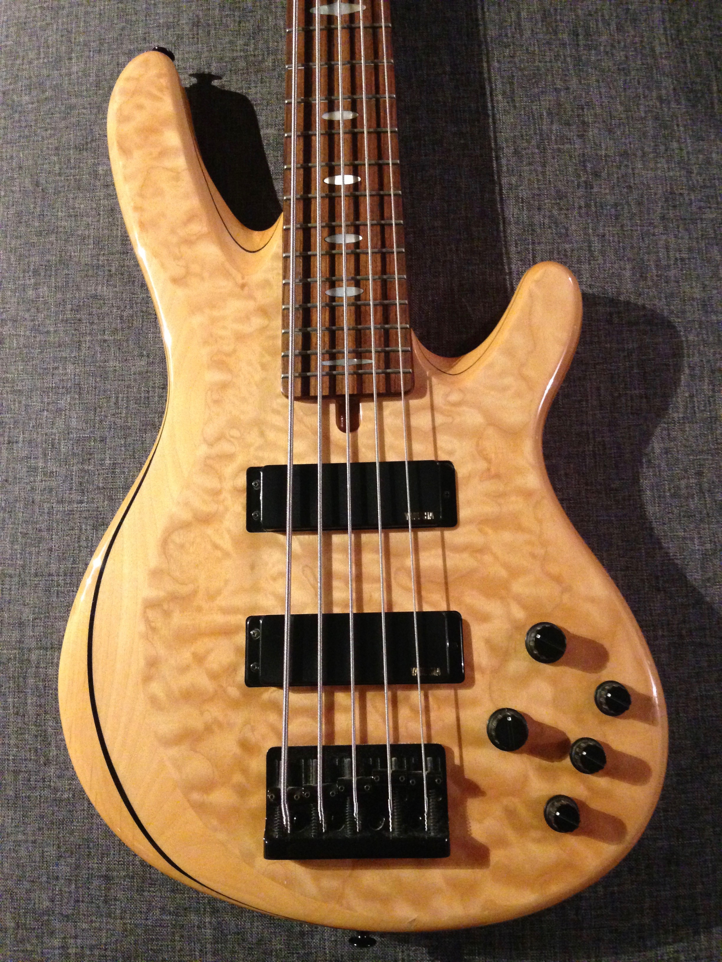 TRB1005 Yamaha TRB1005 Audiofanzine