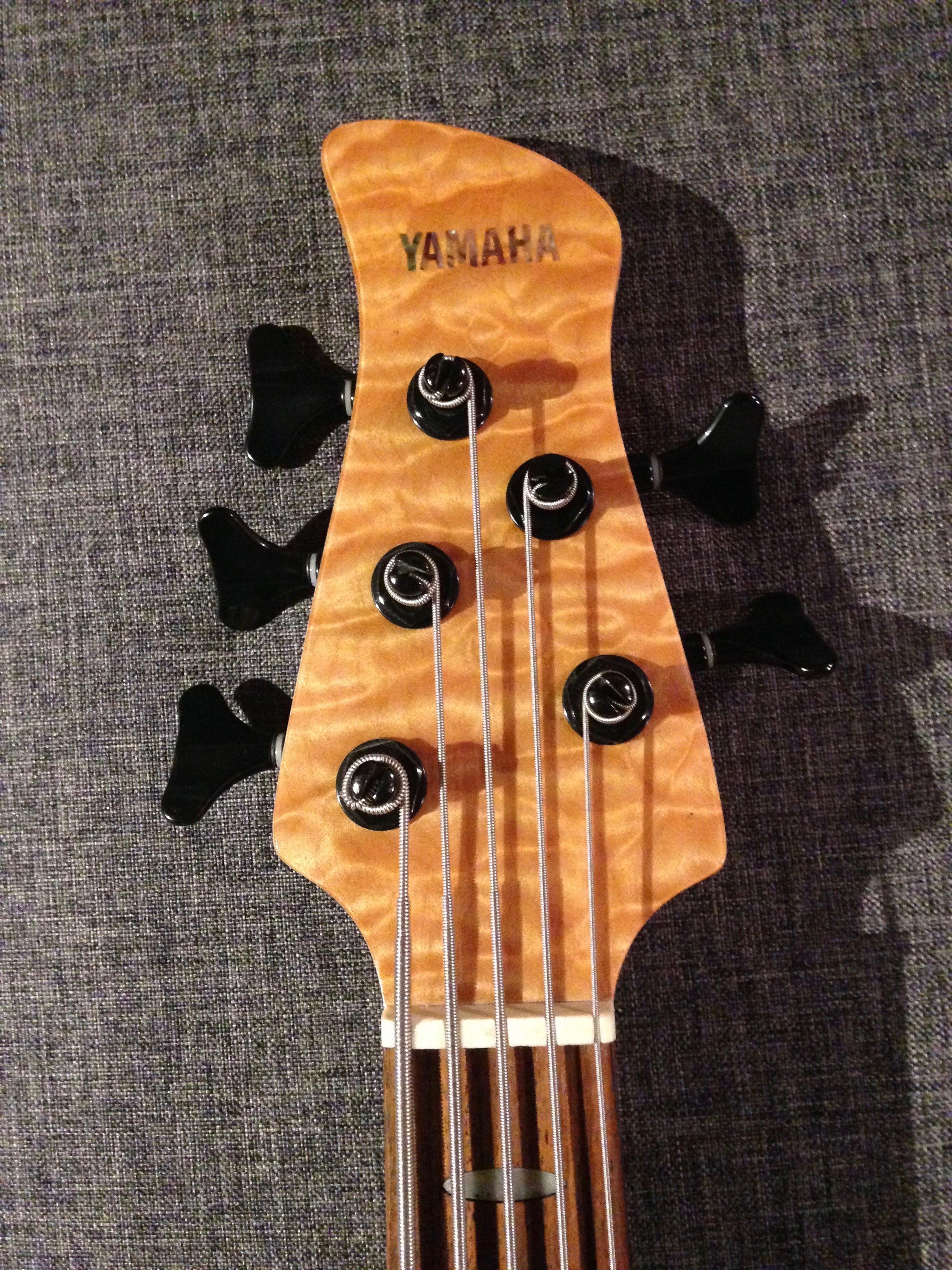 TRB1005 Yamaha TRB1005 Audiofanzine