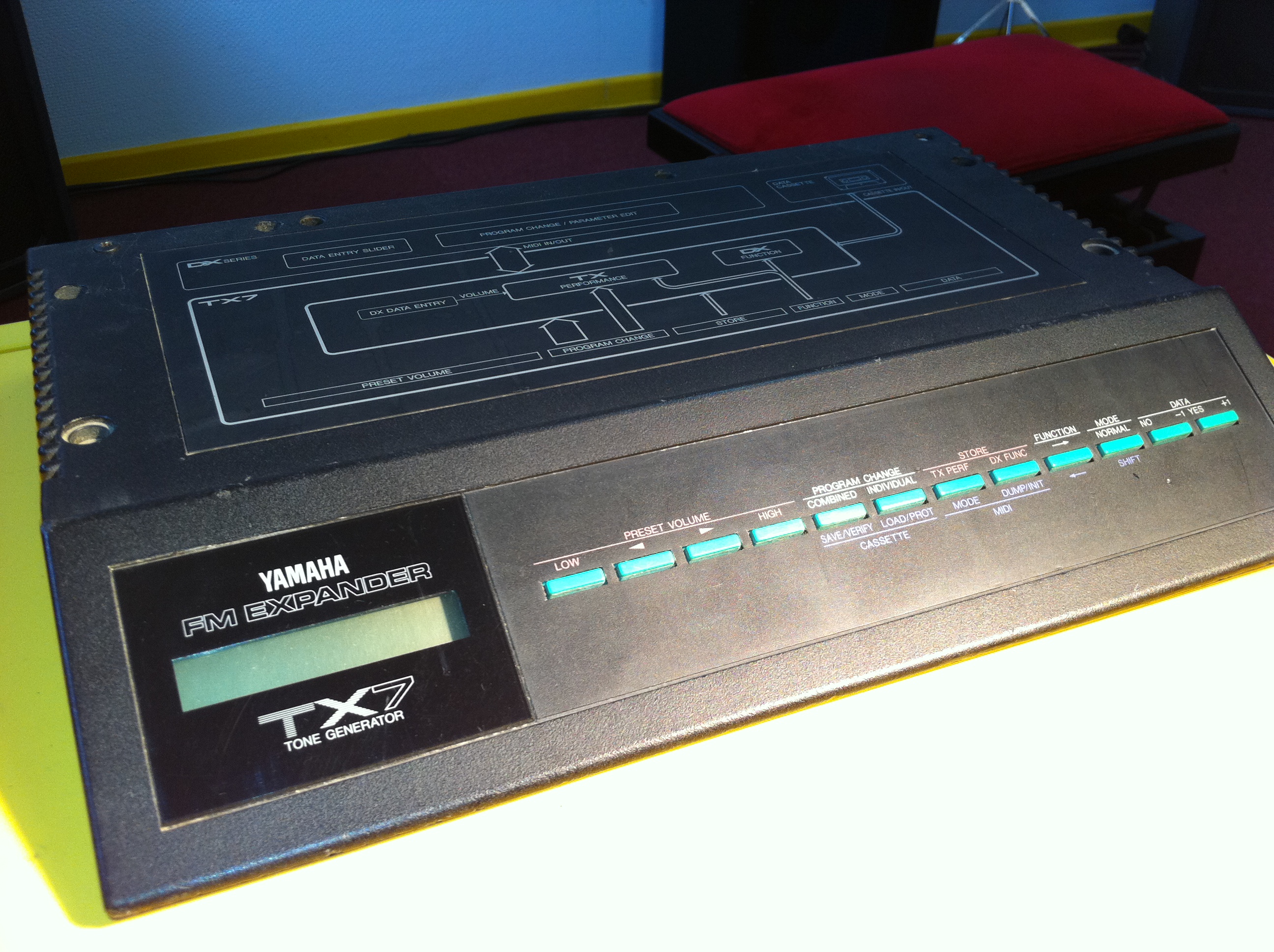 Photo Yamaha TX7 Yamaha TX7 (27499) (769583) Audiofanzine