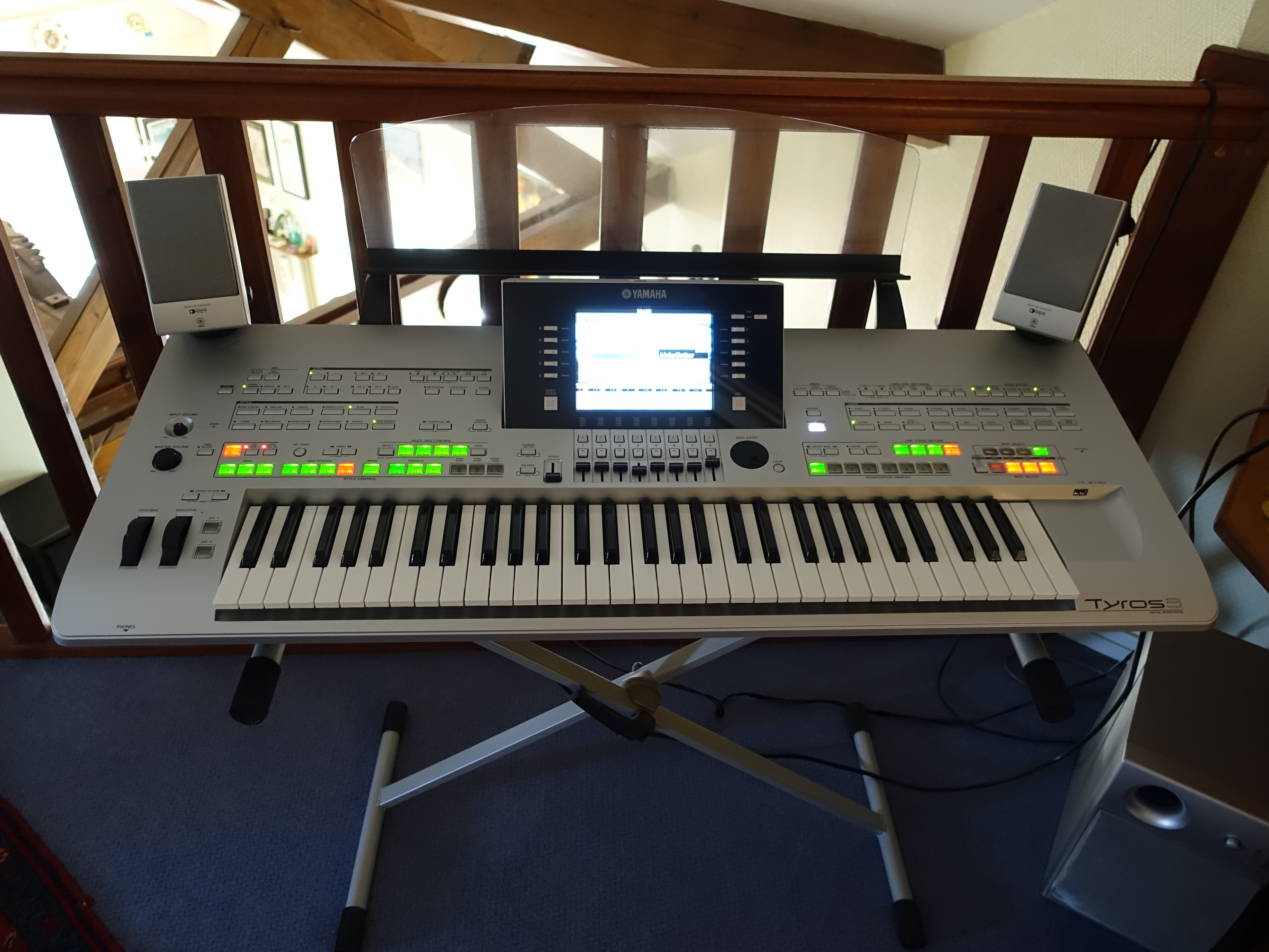 yamaha tyros 3 dance