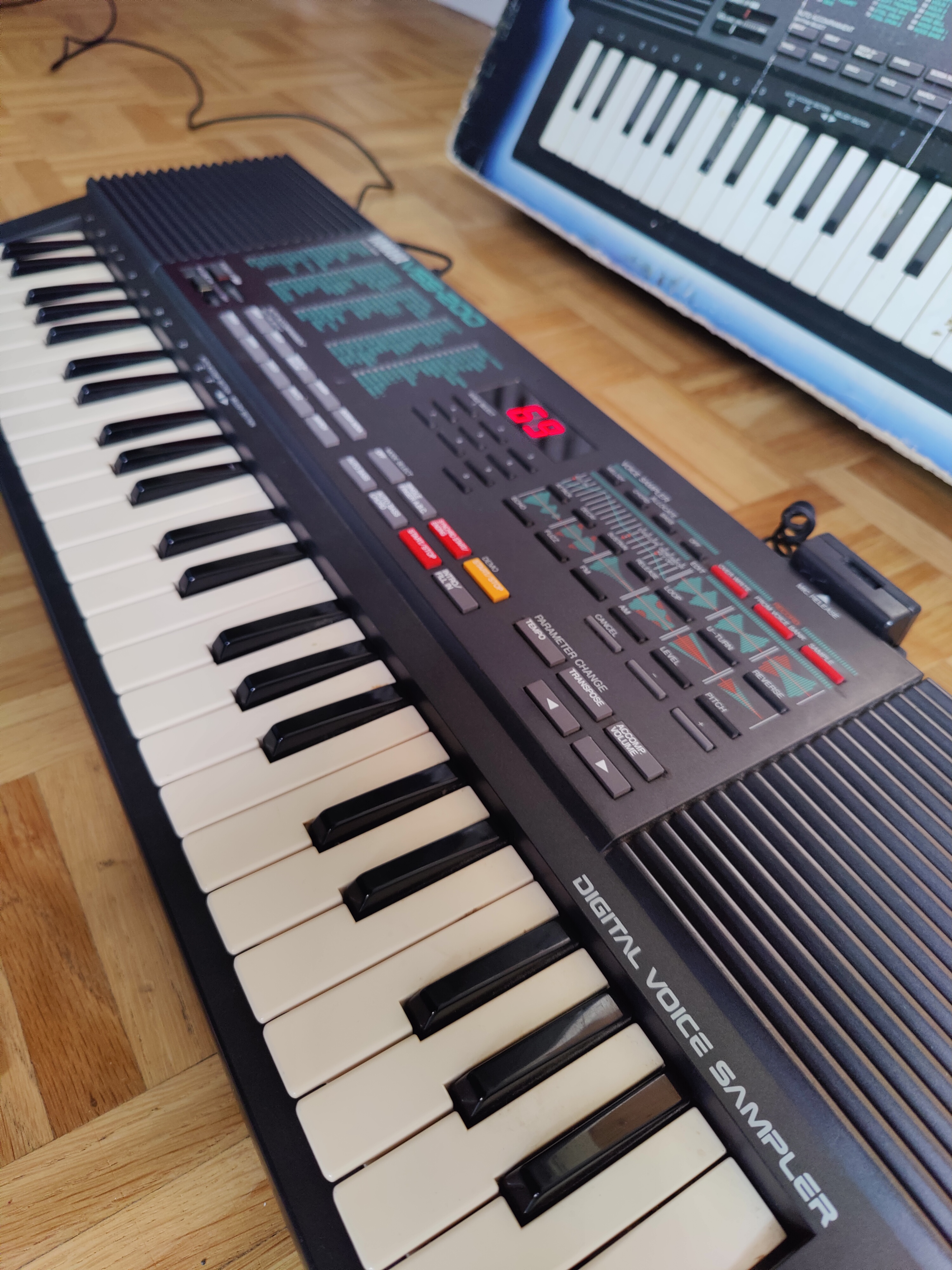 サンプリングキーボード YAMAHA VSS-200 | edenvillekenya.com