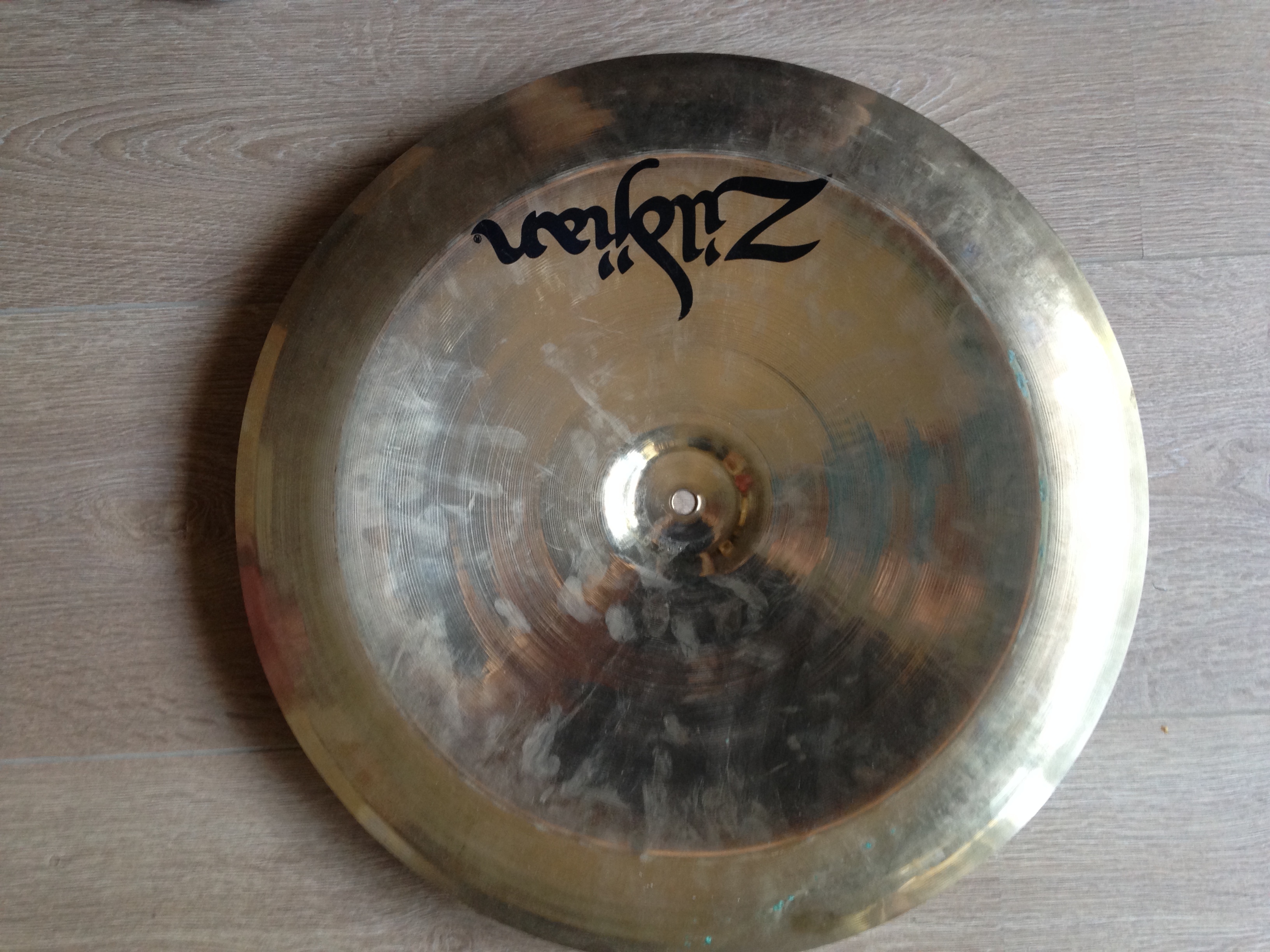 Zildjian A Custom China 18" image (#1855935) - Audiofanzine