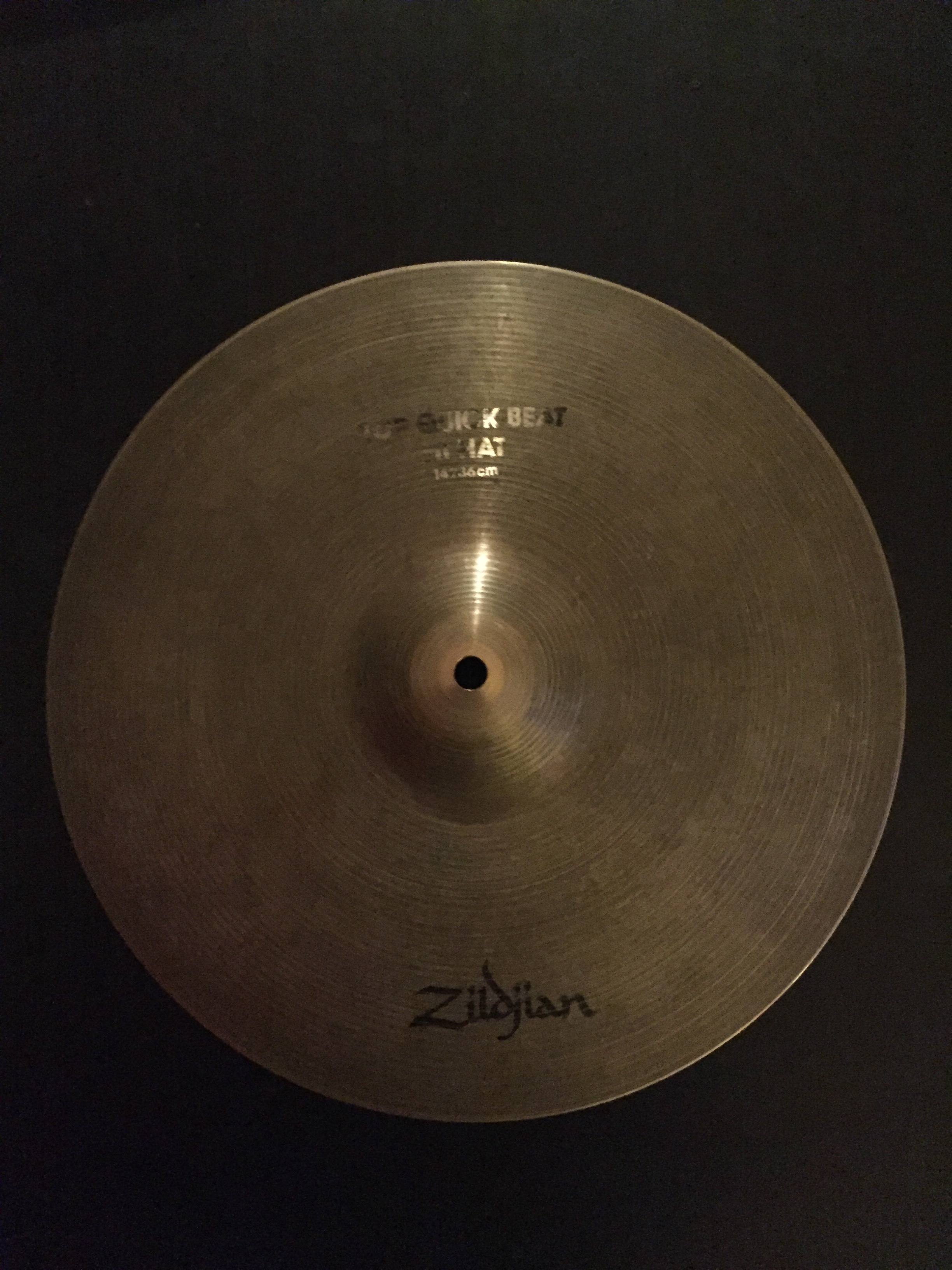 A Quick Beat HiHat 14" Zildjian A Quick Beat HiHat 14" Audiofanzine