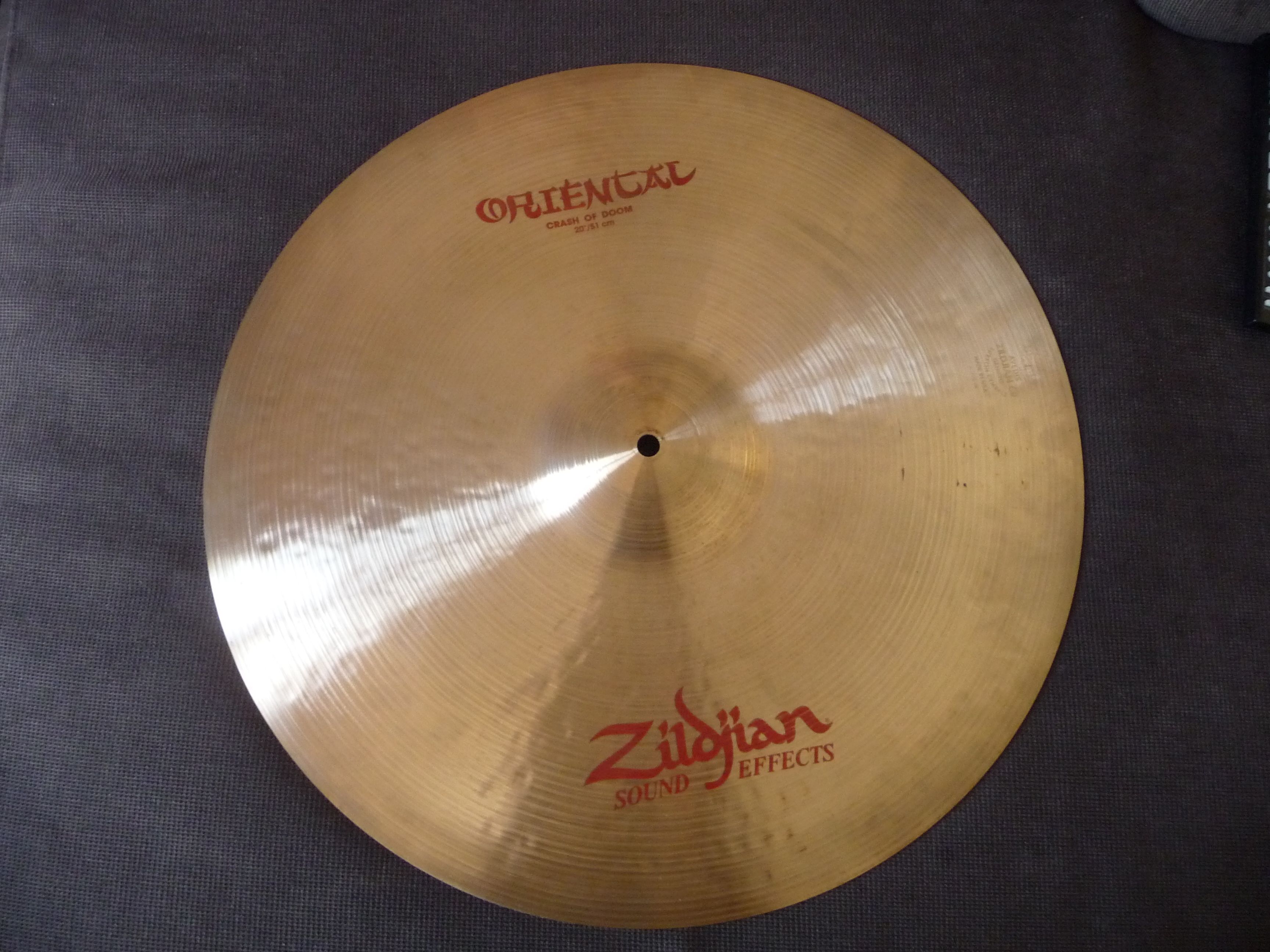 Photo Zildjian FX Oriental Crash of Doom 20" Zildjian Oriental Crash