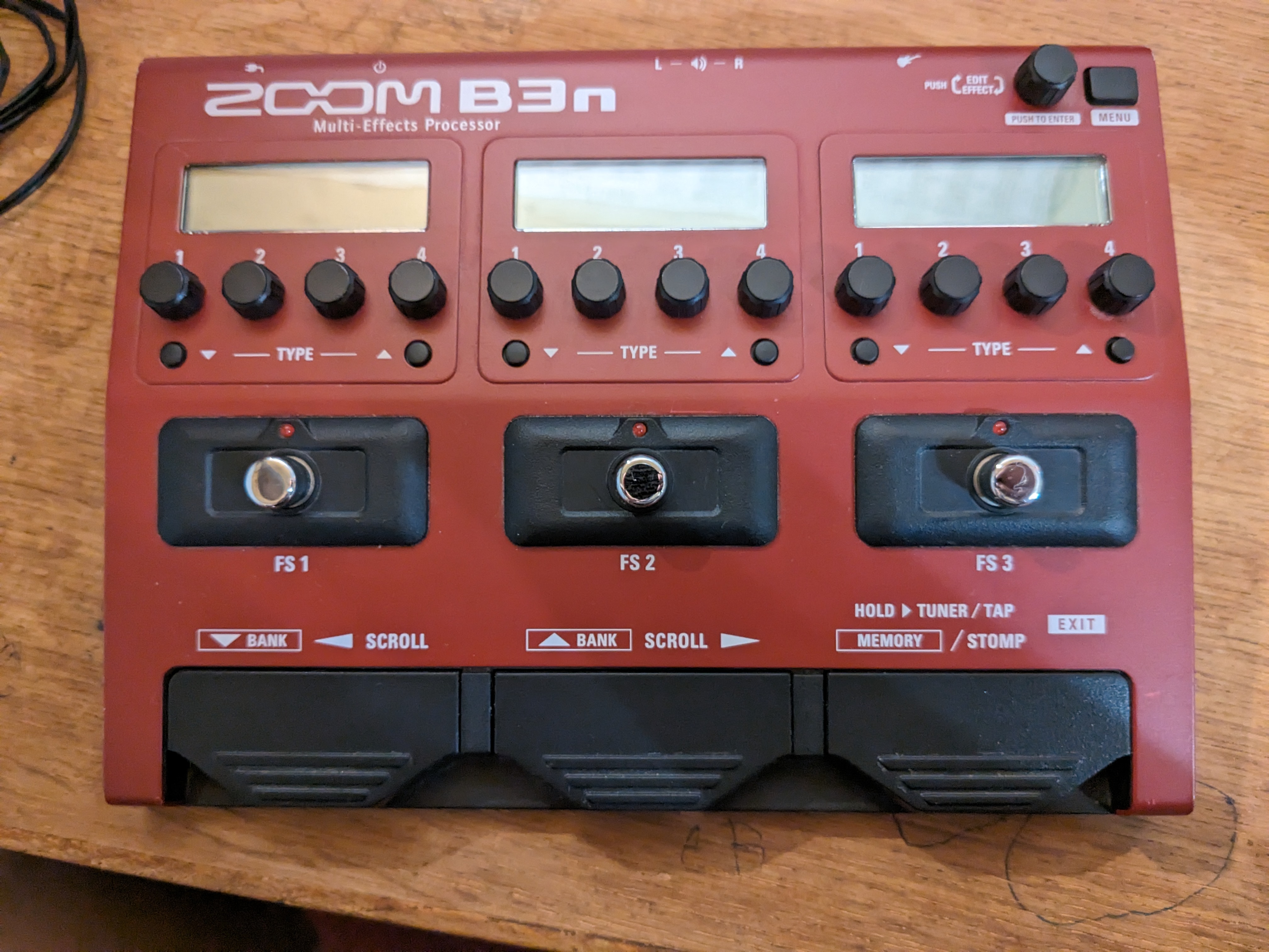 B3n - Zoom B3n - Audiofanzine