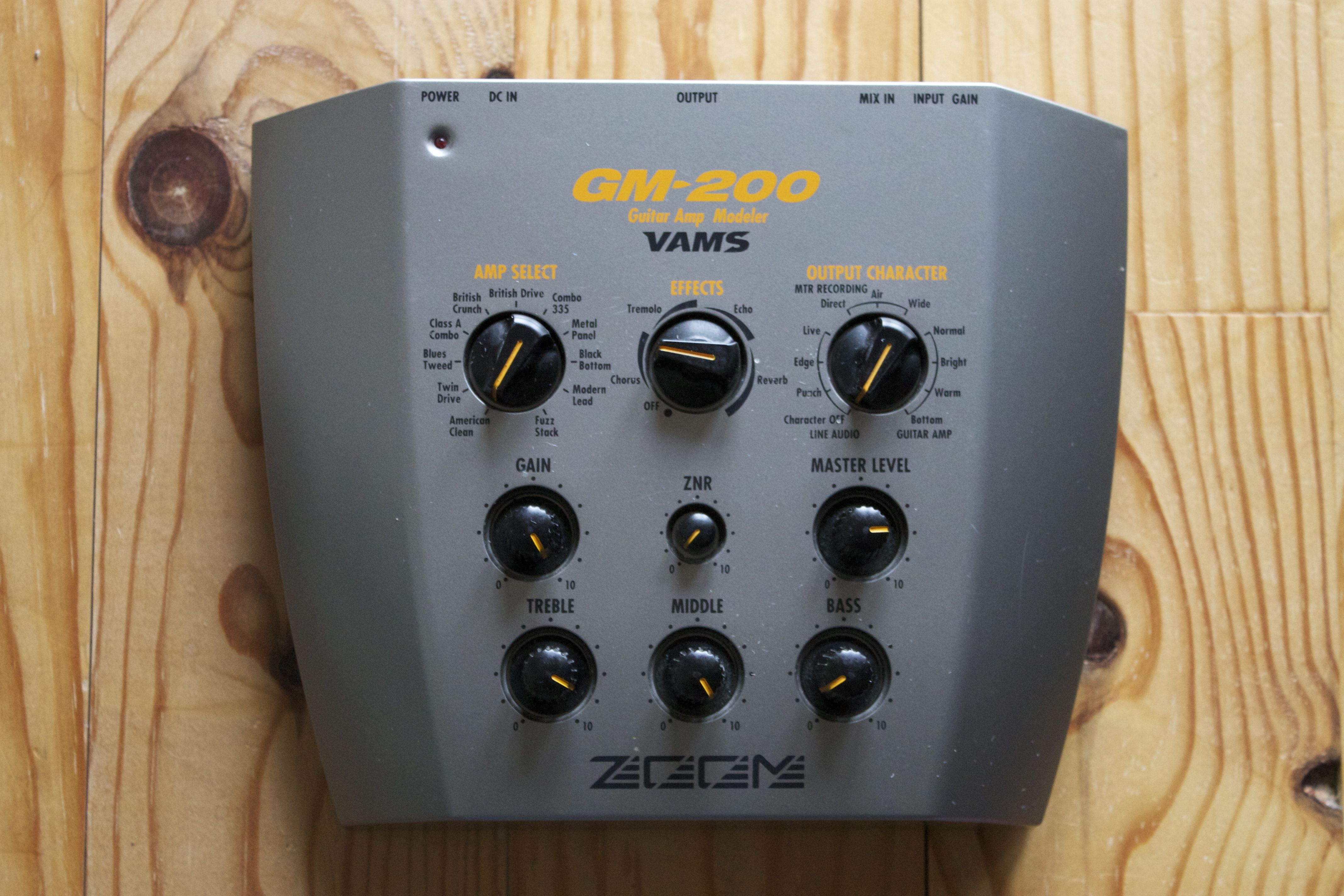 GM-200 - Zoom GM-200 - Audiofanzine