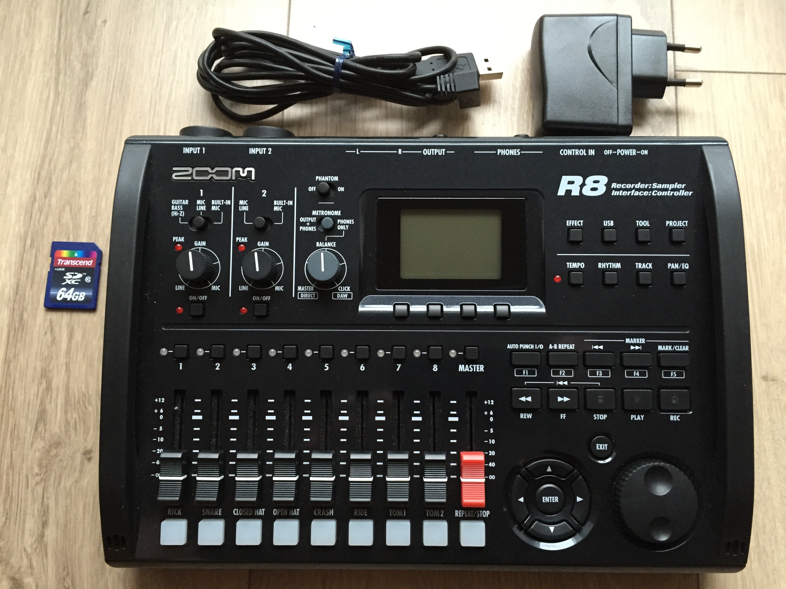 Photo Zoom R8 Zoom R8 (78172) (1002344) Audiofanzine