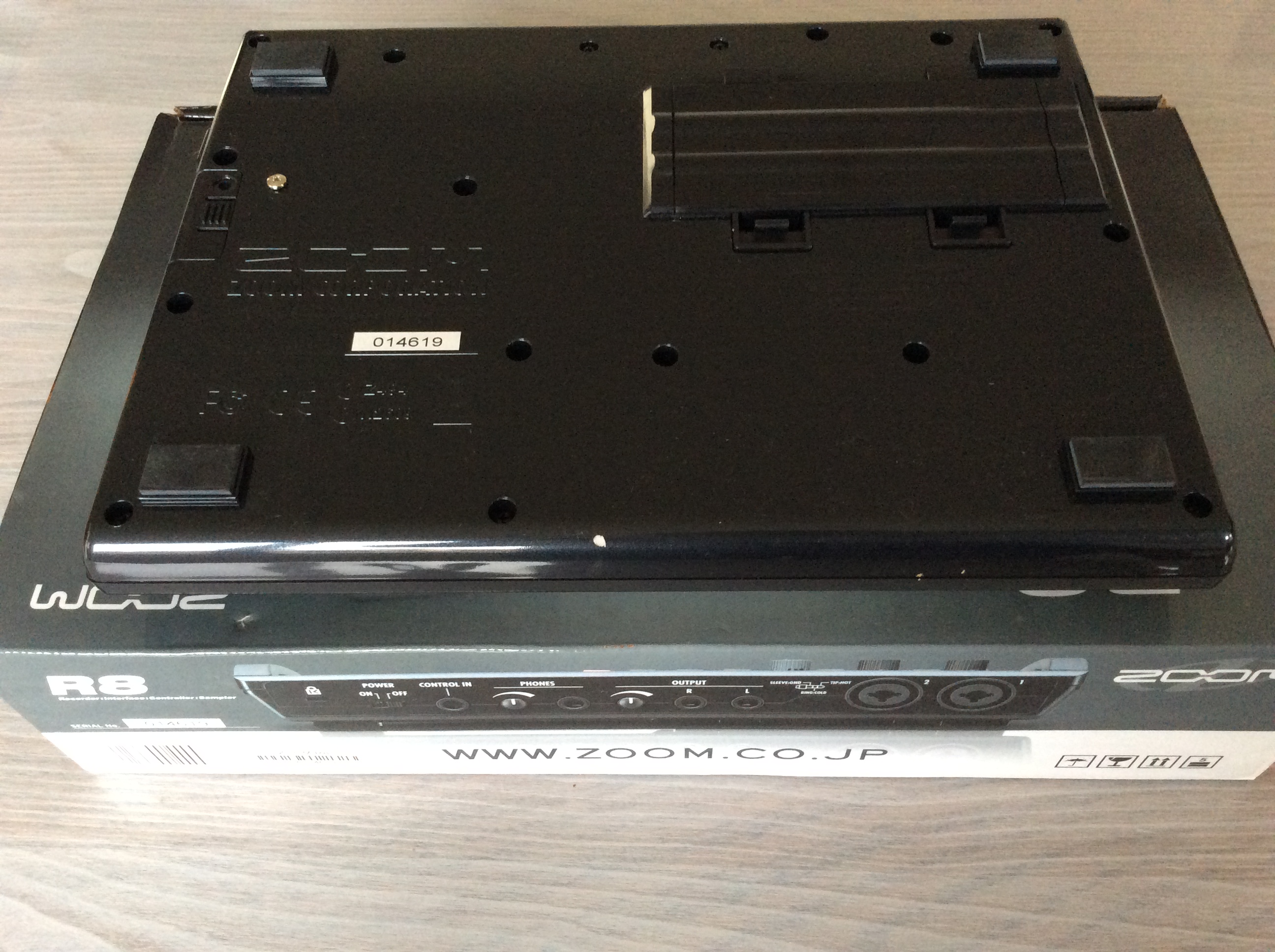 R8 Zoom R8 Audiofanzine