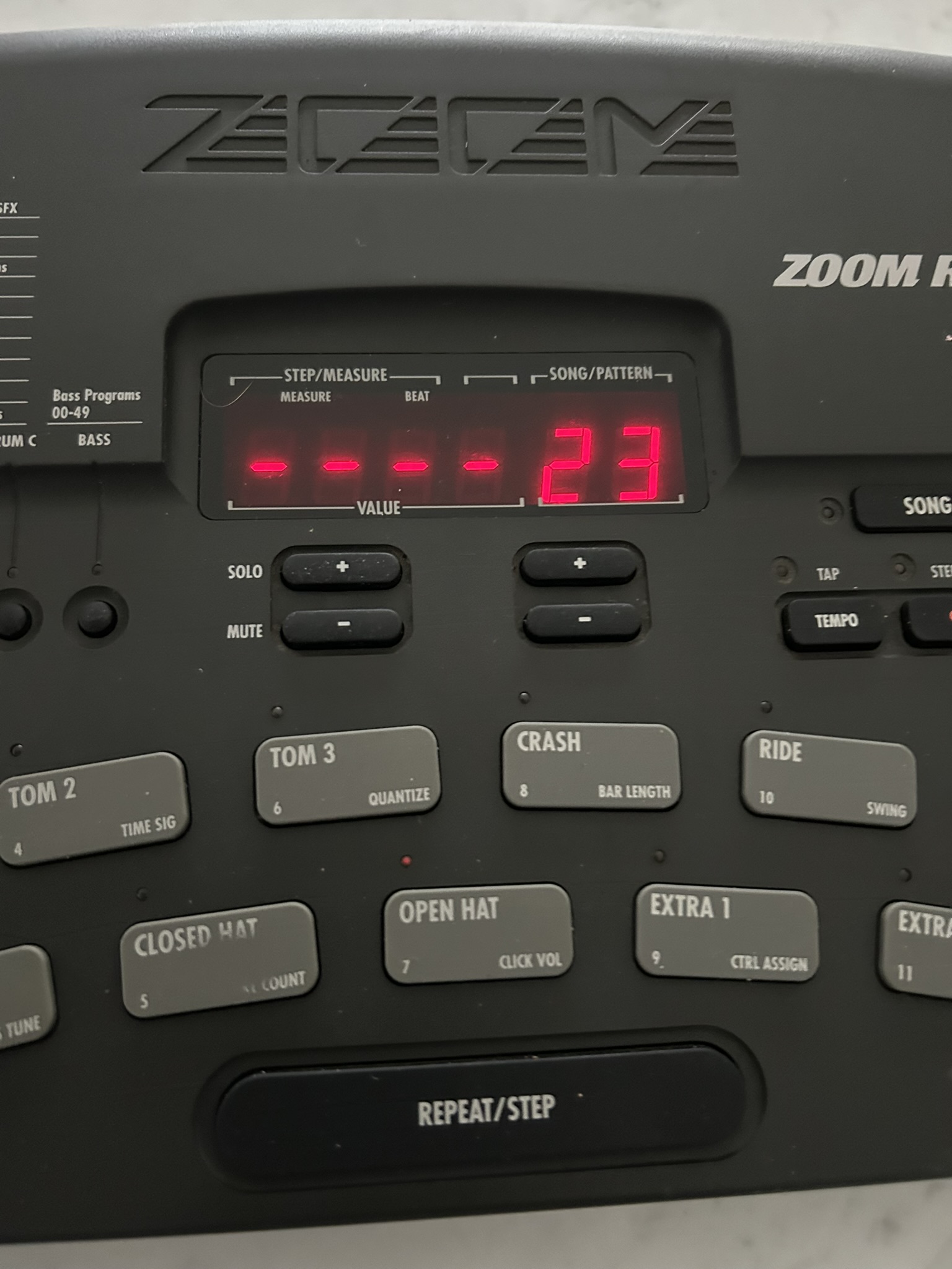 Unit 234 Zoom RhythmTrack RT-234 Drum & Bass Rhythm Machine