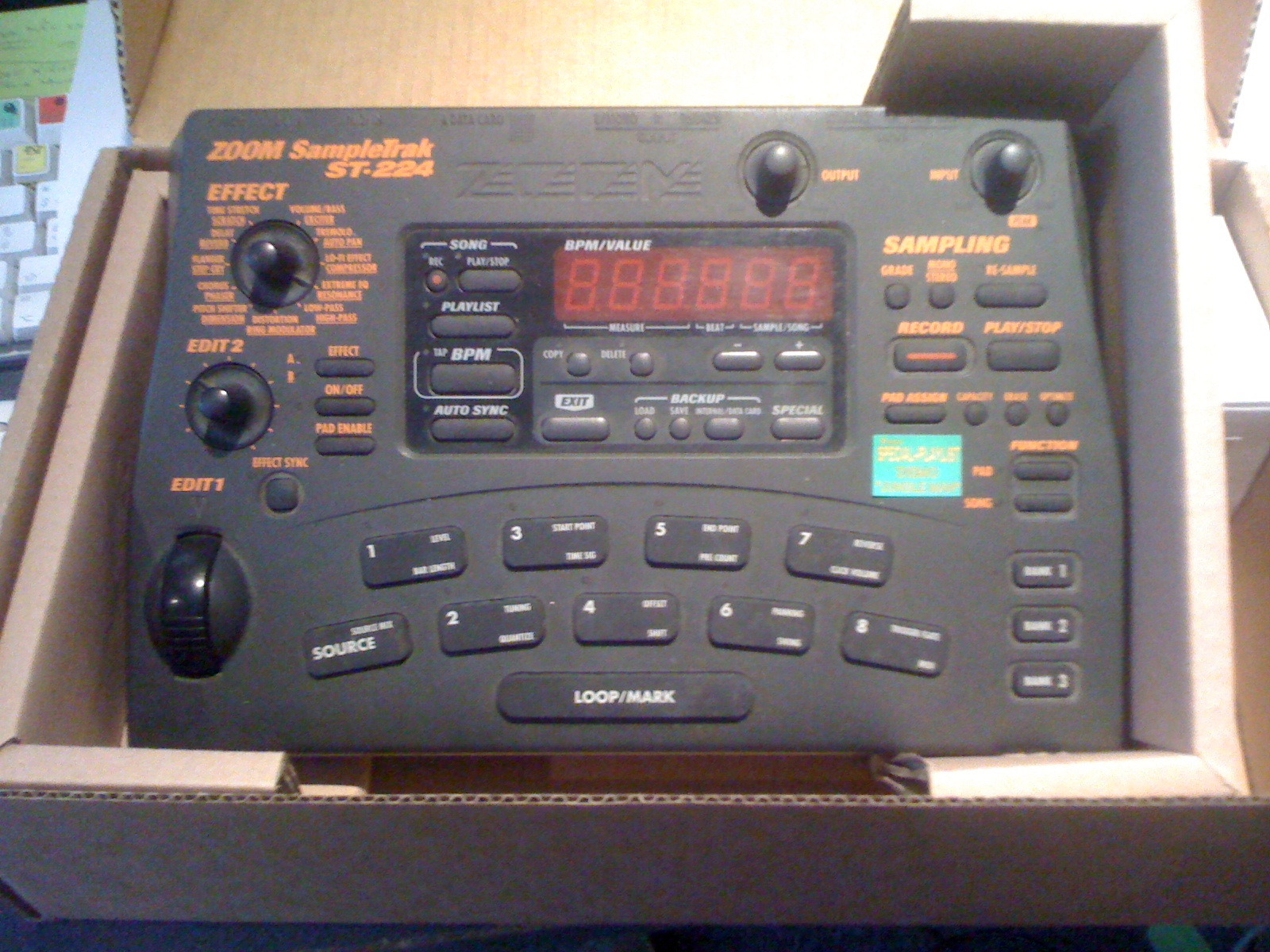 Zoom ST224 image (281381) Audiofanzine