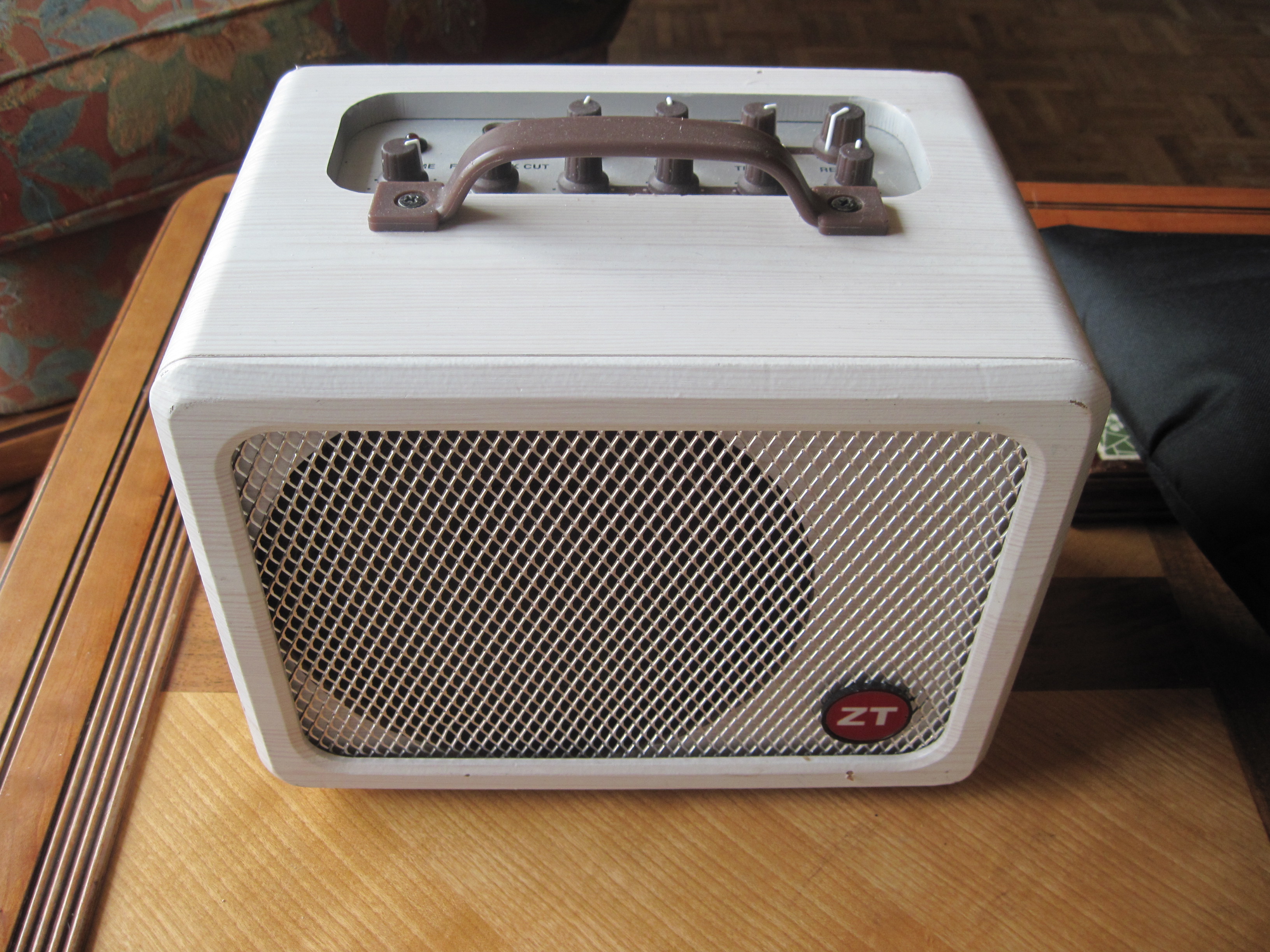 Photo Zt Amplifiers Lunchbox Acoustic Zt Amplifiers Lunchbox Acoustic