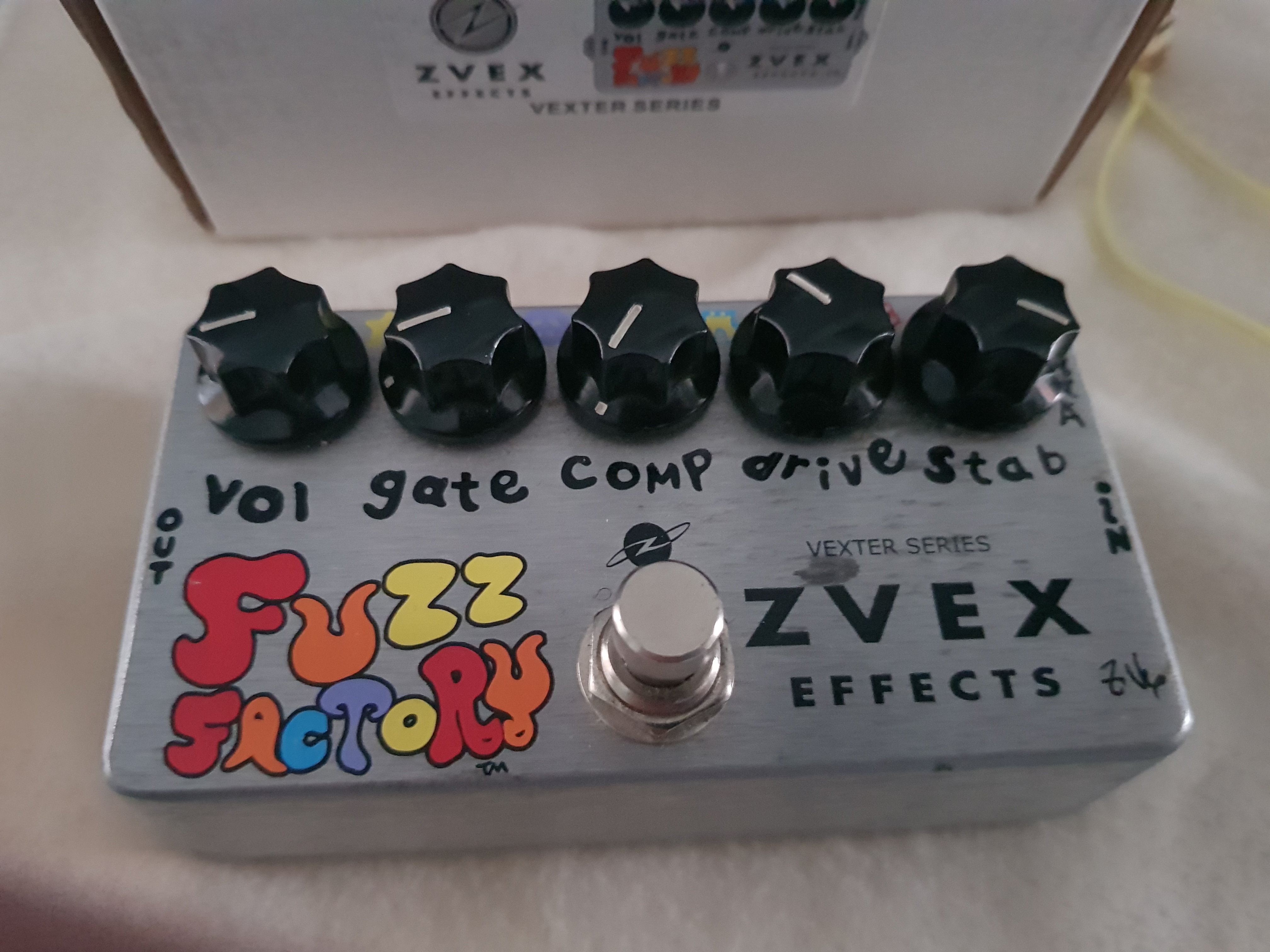 Fuzz Factory Vexter - Zvex Fuzz Factory Vexter - Audiofanzine