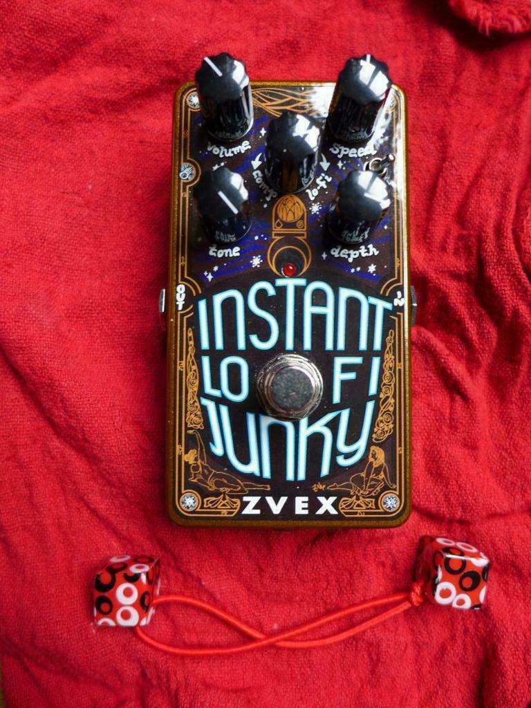 Instant Lo-fi Junky Vertical Zvex - Audiofanzine