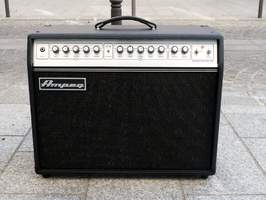 Ampeg GVT52 112 et GVT15H