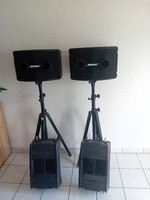 Vends 2 façades boses 802 série II - 600 €