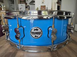 Caisse claire 14x5.5 - PDP Limited Edition by DW - Concept Maple Blue Lacquer...
