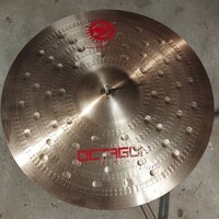 Vends ride Octagon de 20 pouces. - 120 €