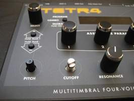 Dave Smith Instruments - Tetra