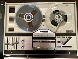 Grundig TK 141 + micro Grundig gdm 310 - 89 €