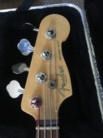 vend Fender American Standard Precision Bass - 1 000 €