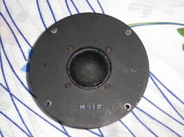 Haut-parleur médium AUDAX HD13D37 - 40 €