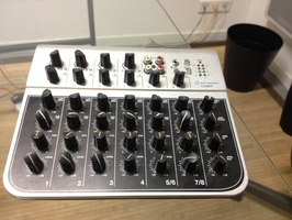 Vend Keywood EZMIX8 - 25 €