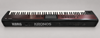 KORG KRONOS LS 88 touches - 1 700 €