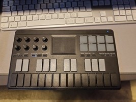 Vends controleur Korg nanoKEY Studio - 45 €