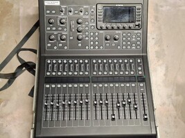 A vendre Midas M32R live + Fly-case + housse - 1 250 €