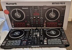 Vends Numark Mixtrack Pro FX - 130 €