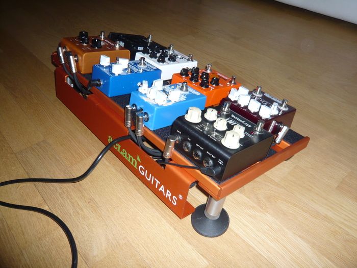 Aclam Guitars Modular Track pedalboard image (1407720) Audiofanzine