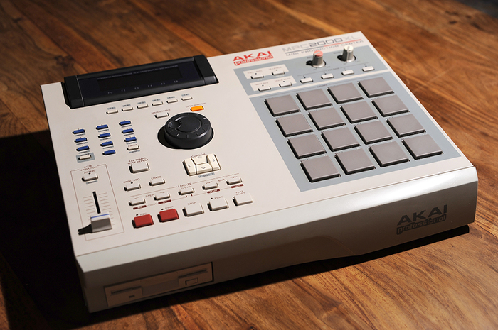 Akai MPC2000XL image (#1889072) - Audiofanzine