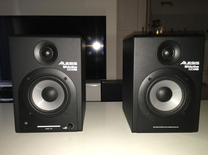 Alesis M1 Active 520 USB image (1487416) Audiofanzine
