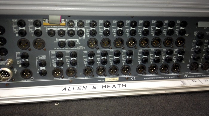 Allen & Heath GL4000 image (#468429) - Audiofanzine