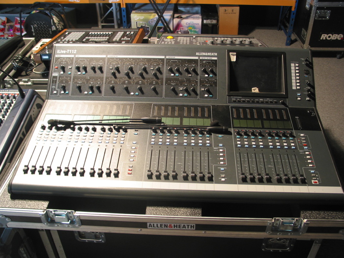 Allen & Heath iLiveT112 image (452113) Audiofanzine