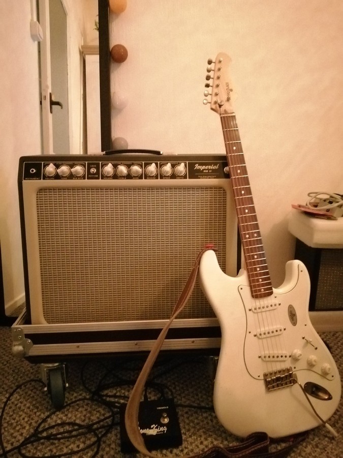 amplification-guitare-3444324.jpg