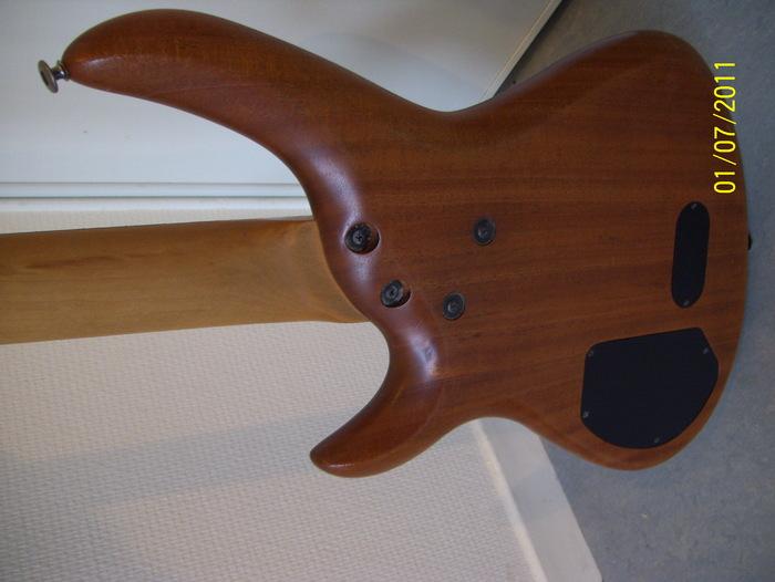 Aria Pro II Avante Series AVB45 image (261921) Audiofanzine