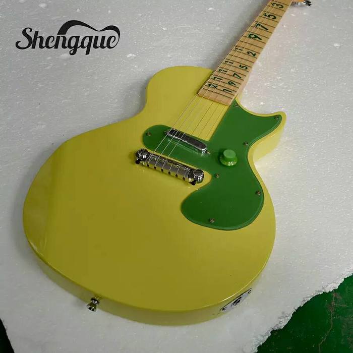 autres-guitares-electriques-solid-body-2189608.jpg